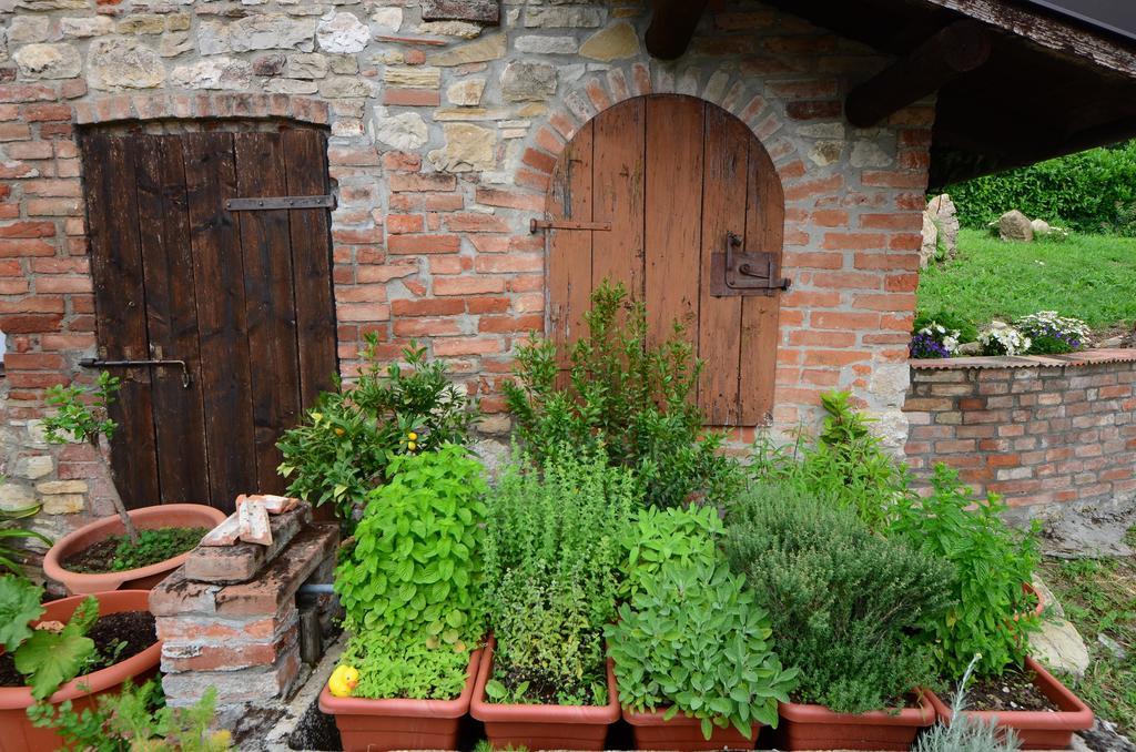 Willa Agriturismo Agronauta Piozzano Zewnętrze zdjęcie